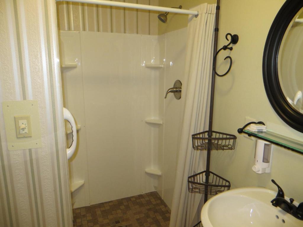 Cool Springs Inn Michigan City Bilik gambar